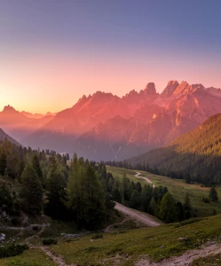 15-minutowy rytuał piękna dla zapracowanej kobiety: szybki poranny i wieczorny plan pielęgnacji, makijażu i relaksu — praktyczny poradnik z produktami do budżetu, planem krok po kroku i checklistą na każdy dzień